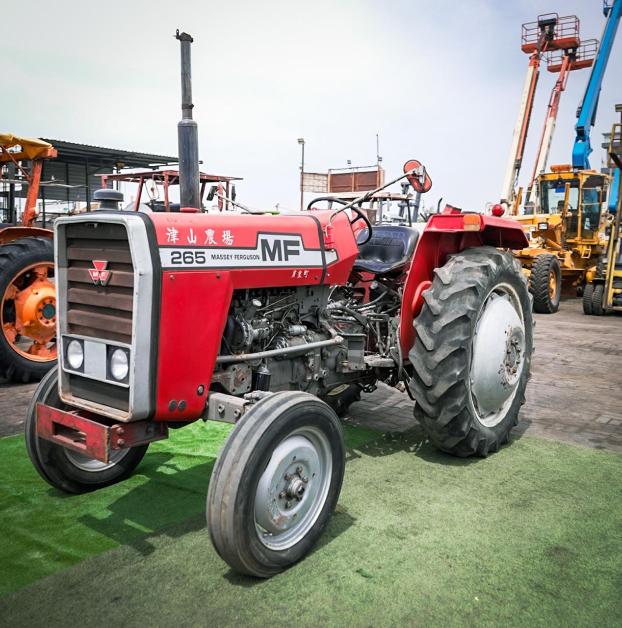 Massey Ferguson MF 265 — photo 28