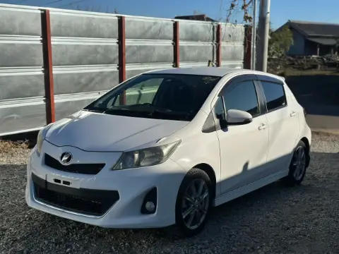 TOYOTA VITZ 2013 AM-34719