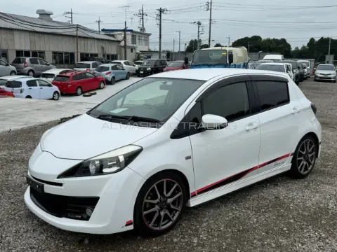 TOYOTA VITZ 2013 AM-35976
