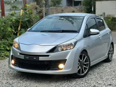 TOYOTA VITZ 2013 AM-34666