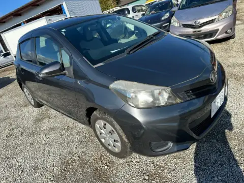 TOYOTA VITZ 2011 AM-34606