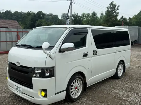 TOYOTA HIACE VAN 2017 AM-35772