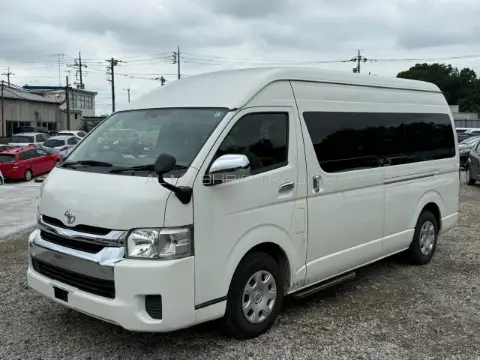 TOYOTA HIACE VAN 2017 AM-35943