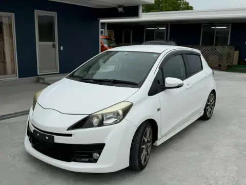 TOYOTA VITZ 2011 AM-34956