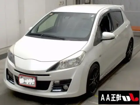 TOYOTA VITZ 2016 AM-35478