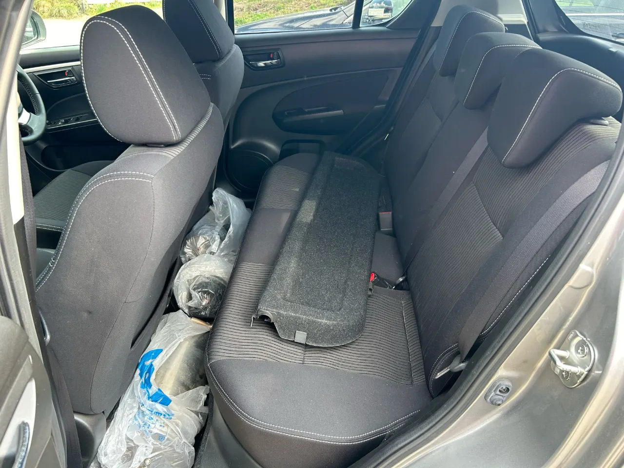 SUZUKI SWIFT 2013 — photo 6