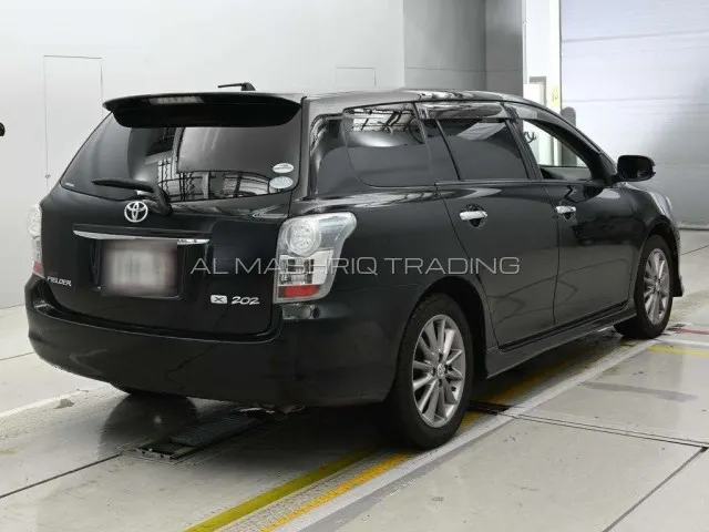 TOYOTA COROLLA FILEDER 2011 — photo 2