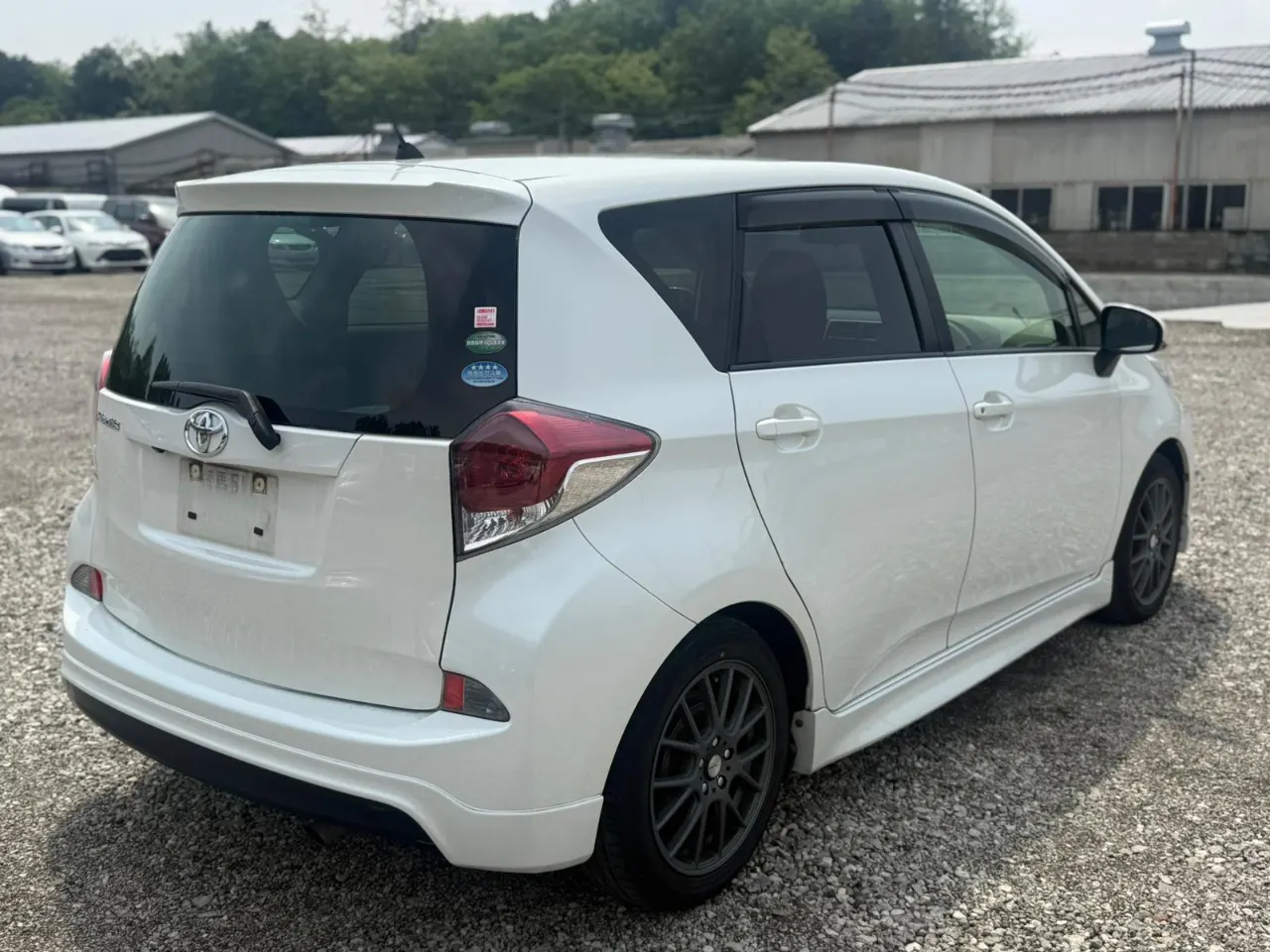 TOYOTA RACTIS 2015 — photo 6