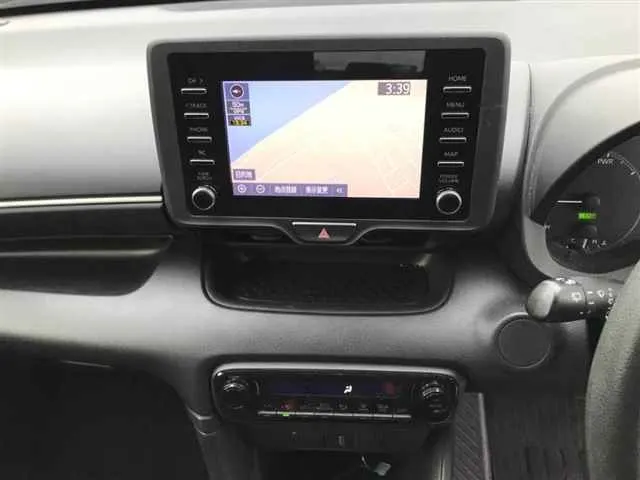 TOYOTA YARIS 2020 — photo 6
