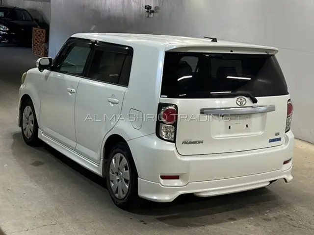 TOYOTA COROLLA RUMION 2010 — photo 2