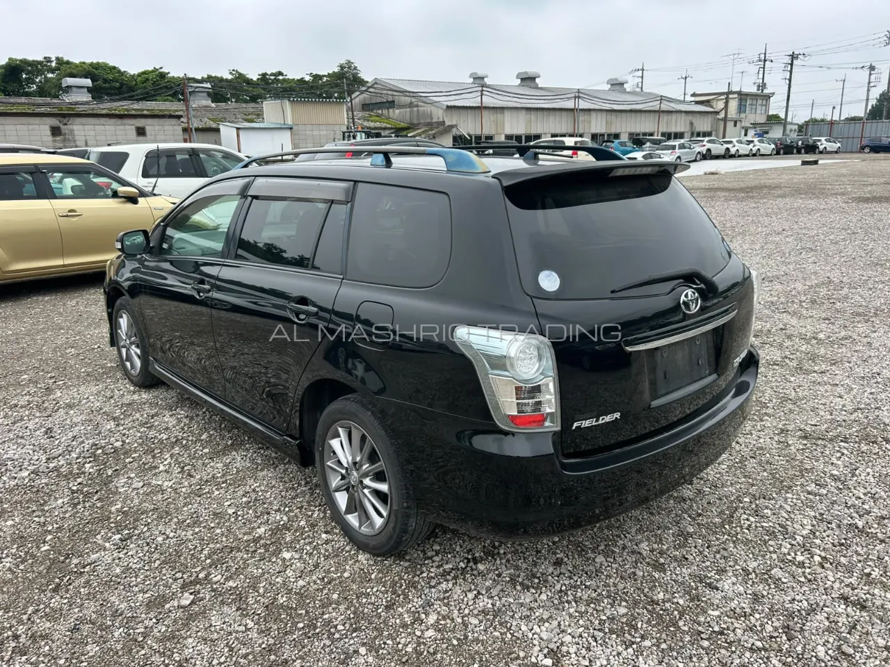 TOYOTA COROLLA FILEDER 2011 — photo 2