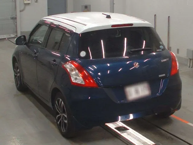 SUZUKI SWIFT 2015 — photo 6