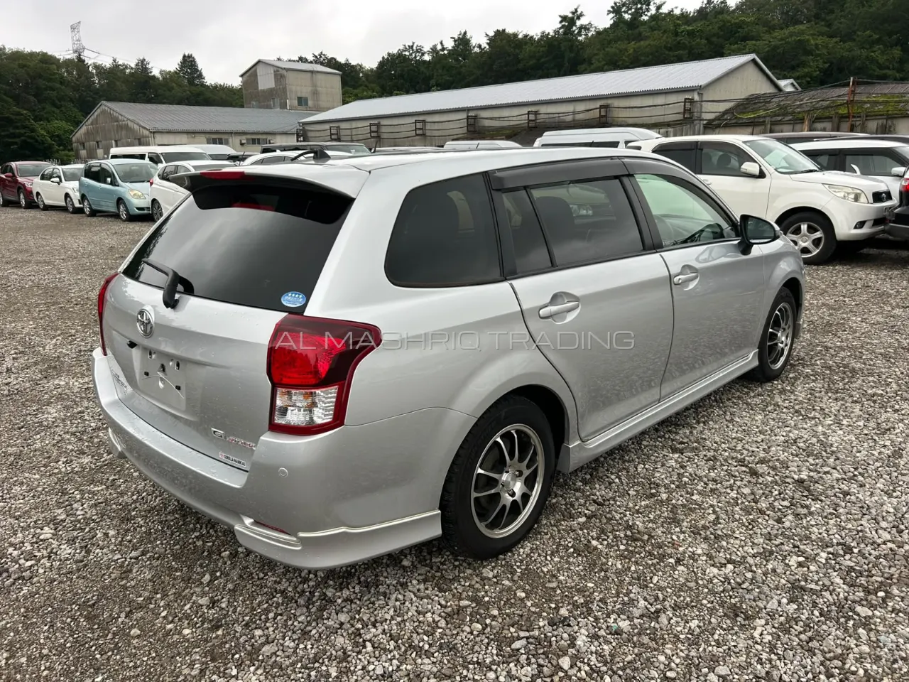 TOYOTA COROLLA FILEDER 2013 — photo 2