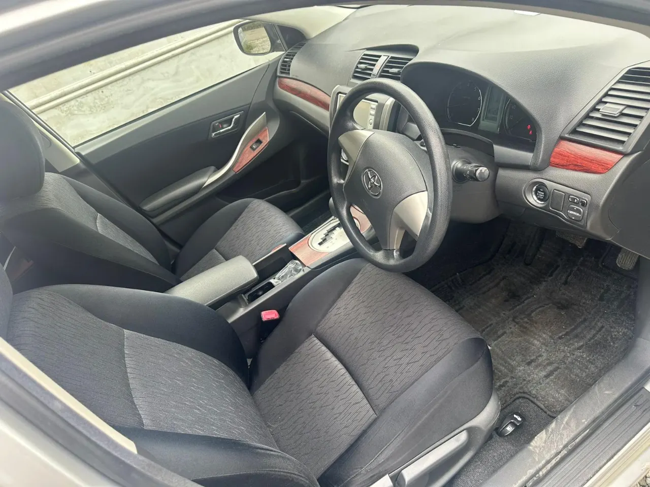 TOYOTA ALLION 2010 — photo 6