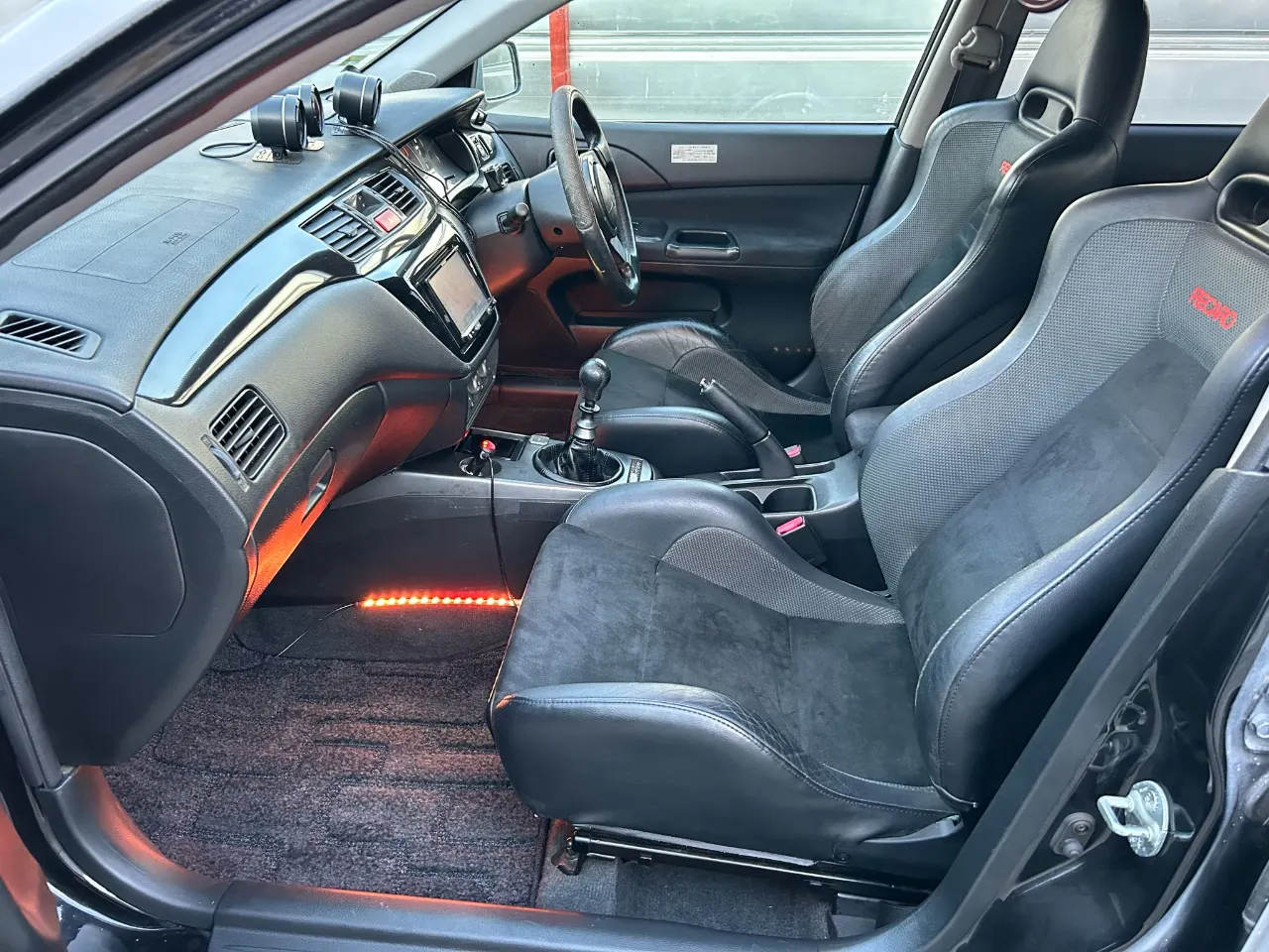 MITSUBISHI LANCER 2005 — photo 6