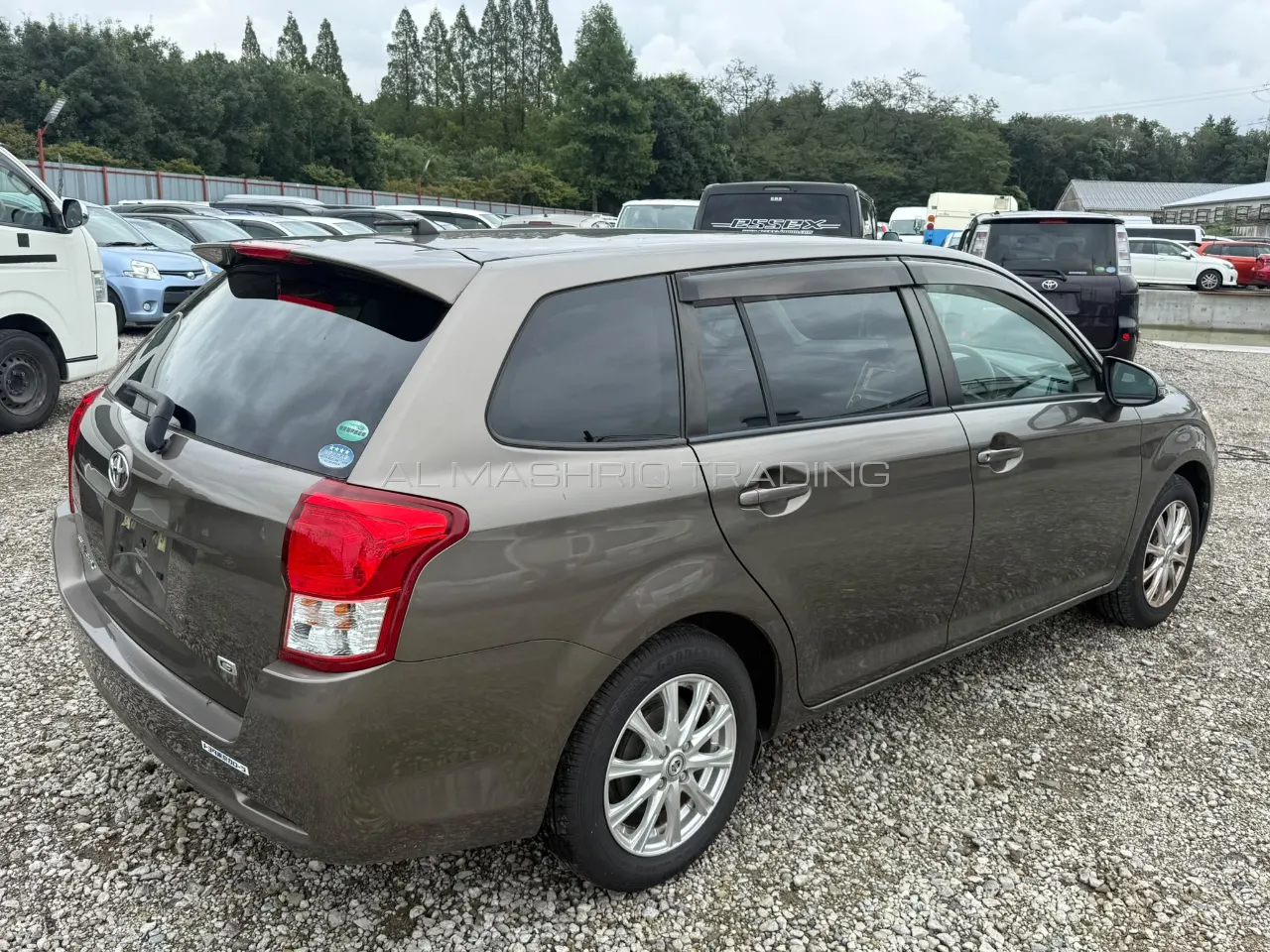 TOYOTA COROLLA FILEDER 2013 — photo 2