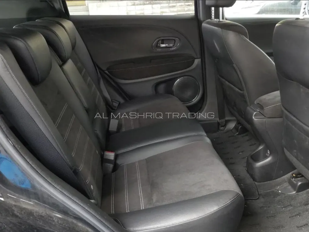 HONDA VEZEL 2016 — photo 6