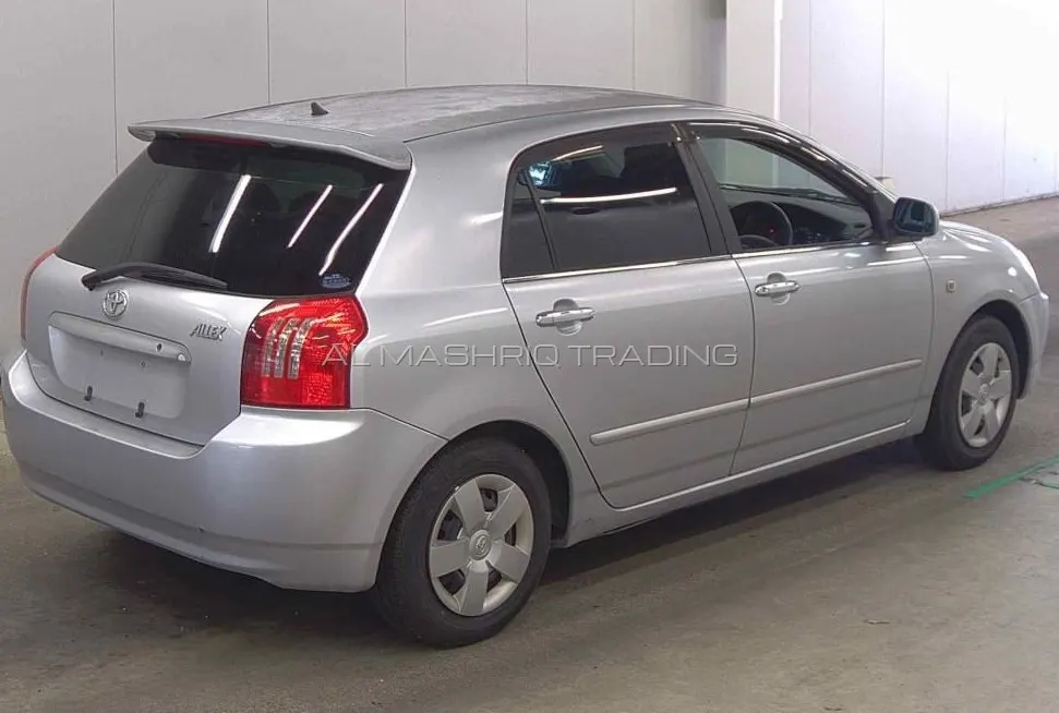 TOYOTA ALEX 2003 — photo 2