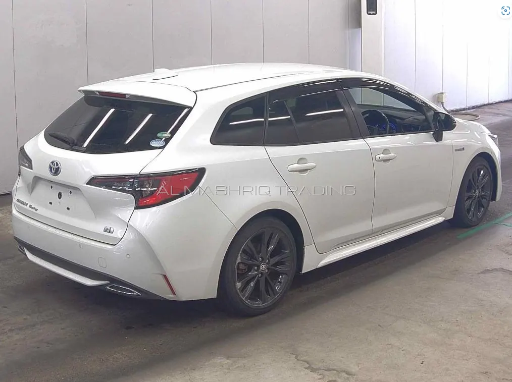 TOYOTA COROLLA TOURING 2020 — photo 2