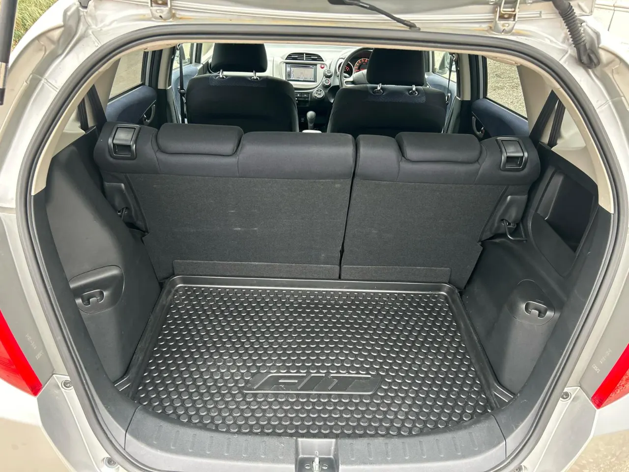 HONDA FIT 2011 — photo 6