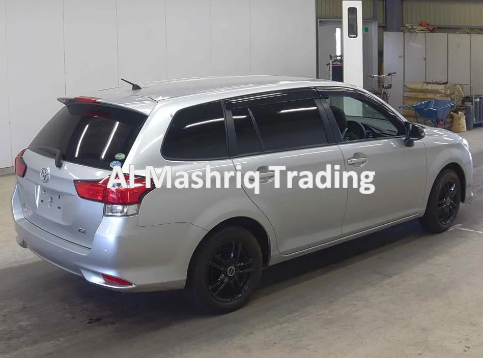 TOYOTA COROLLA FILEDER 2017 — photo 2