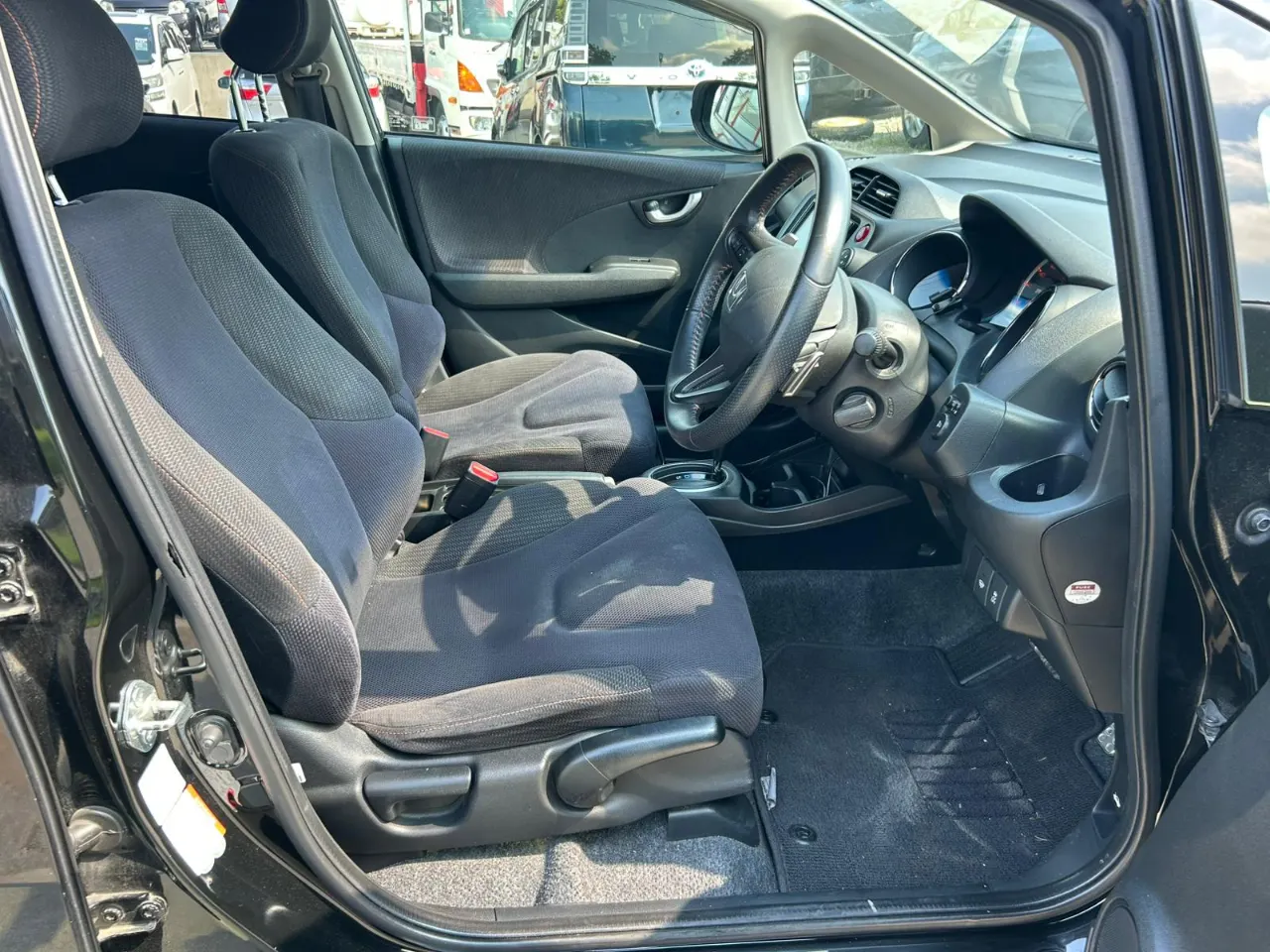 HONDA FIT 2013 — photo 6