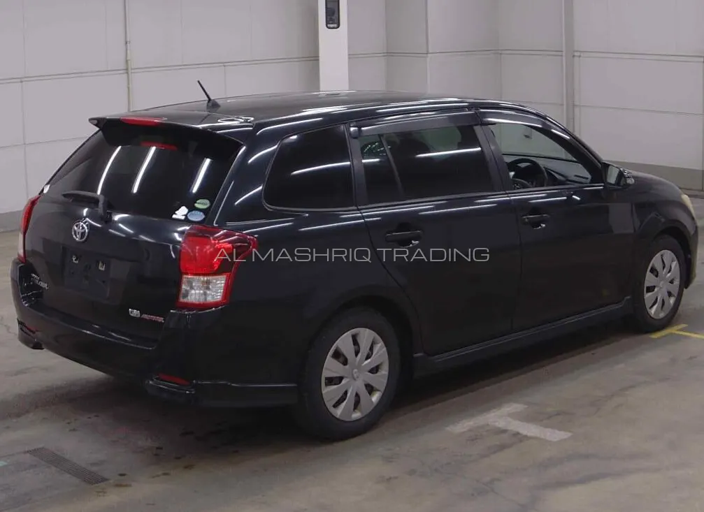 TOYOTA COROLLA FILEDER 2014 — photo 2