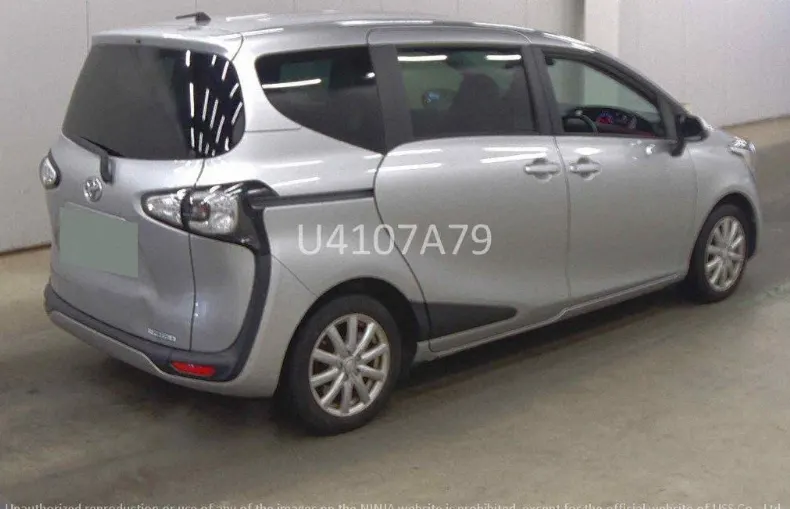 TOYOTA SIENTA 2017 — photo 2