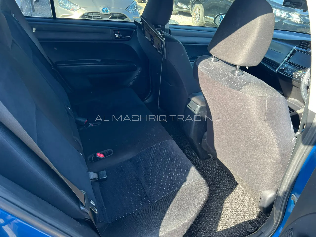 TOYOTA COROLLA FILEDER 2015 — photo 6