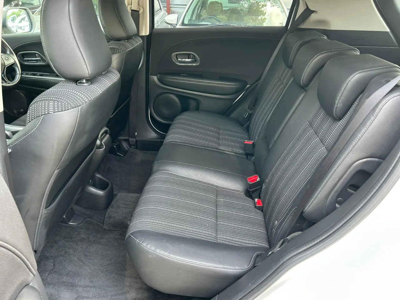 HONDA VEZEL 2016 — photo 6