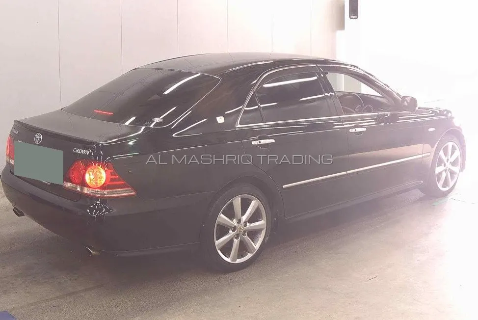 TOYOTA CROWN 2008 — photo 2