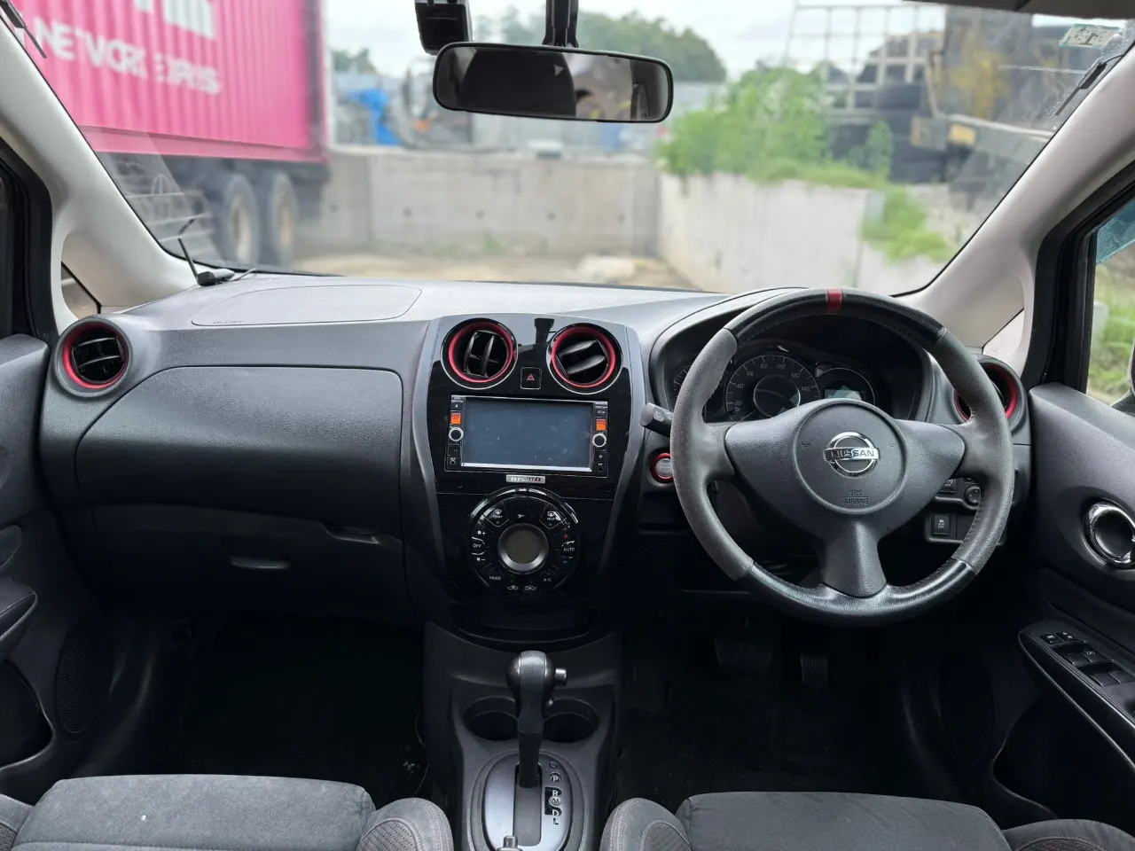NISSAN NOTE 2015 — photo 6