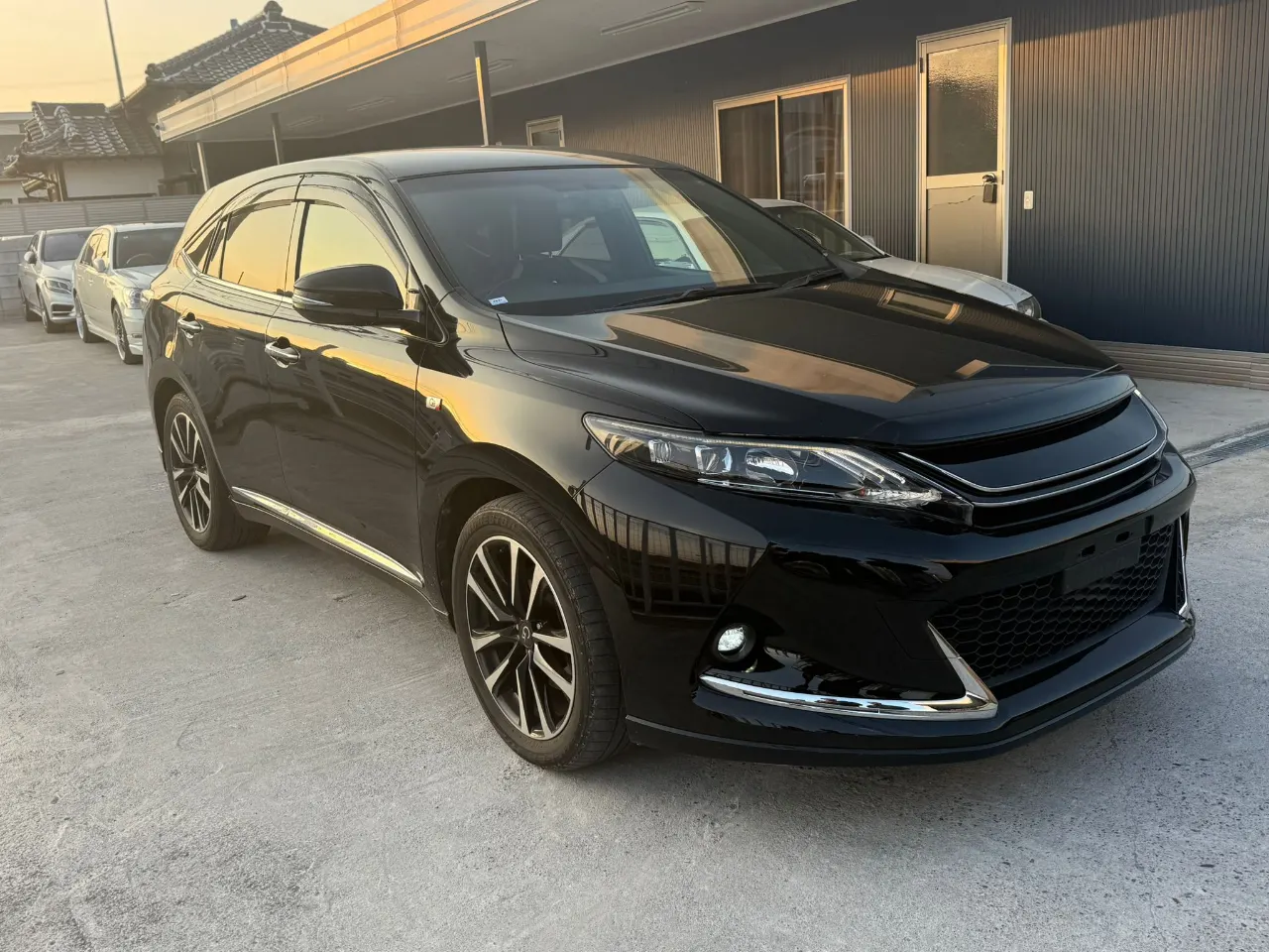 TOYOTA HARRIER 2017 — photo 6