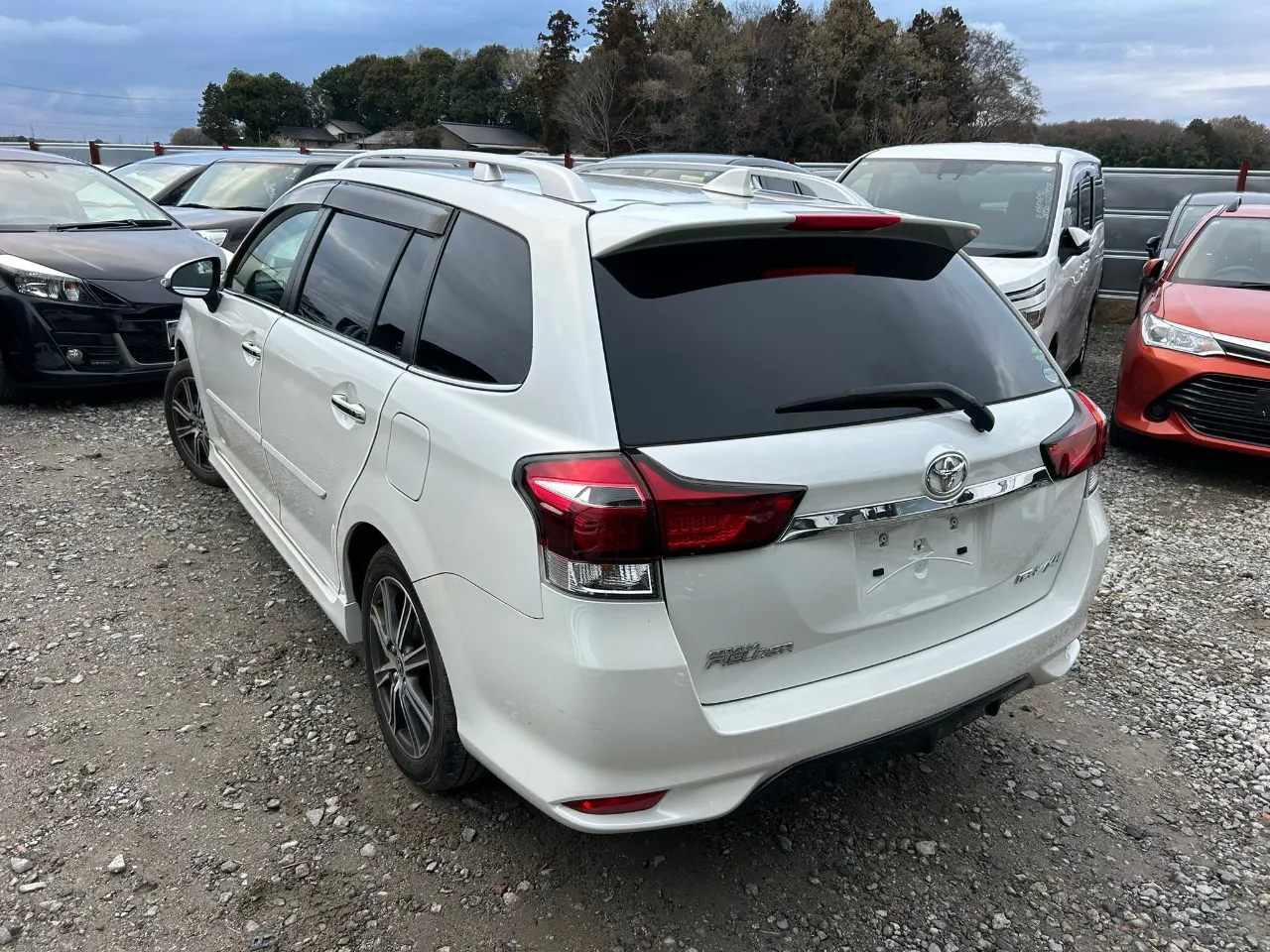 TOYOTA COROLLA FILEDER 2015 — photo 6