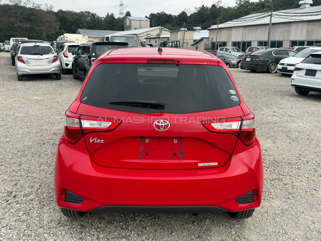 TOYOTA VITZ 2017 — photo 6
