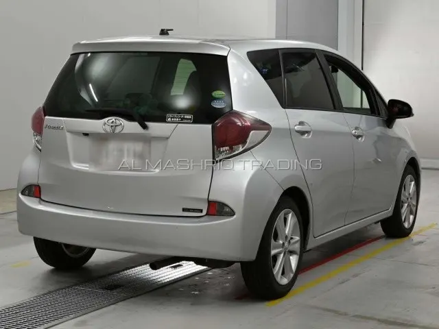TOYOTA RACTIS 2015 — photo 2