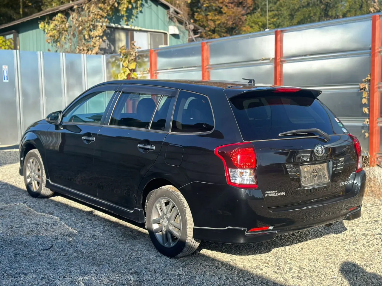 TOYOTA COROLLA FILEDER 2013 — photo 2
