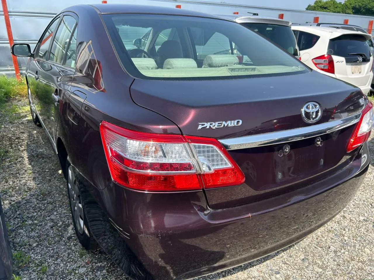 TOYOTA PREMIO 2012 — photo 2