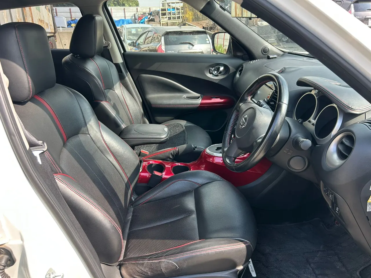 NISSAN JUKE 2014 — photo 6