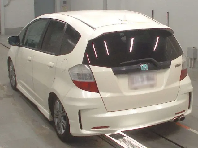 HONDA FIT 2011 — photo 6