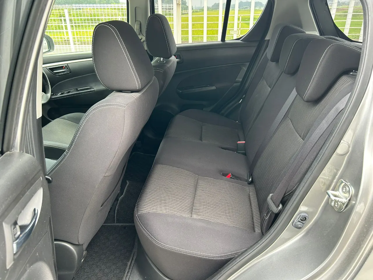 SUZUKI SWIFT 2013 — photo 6