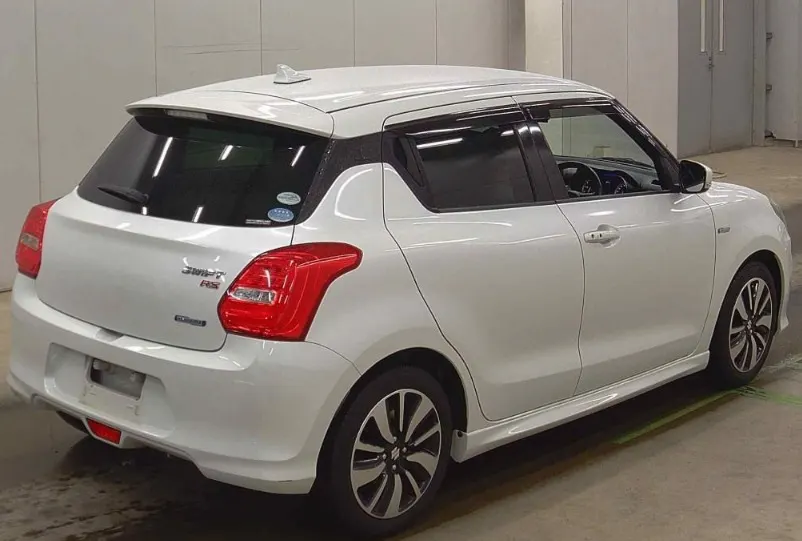 SUZUKI SWIFT 2017 — photo 2