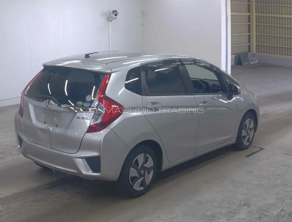 HONDA FIT 2015 — photo 2