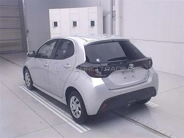 TOYOTA YARIS 2021 — photo 4
