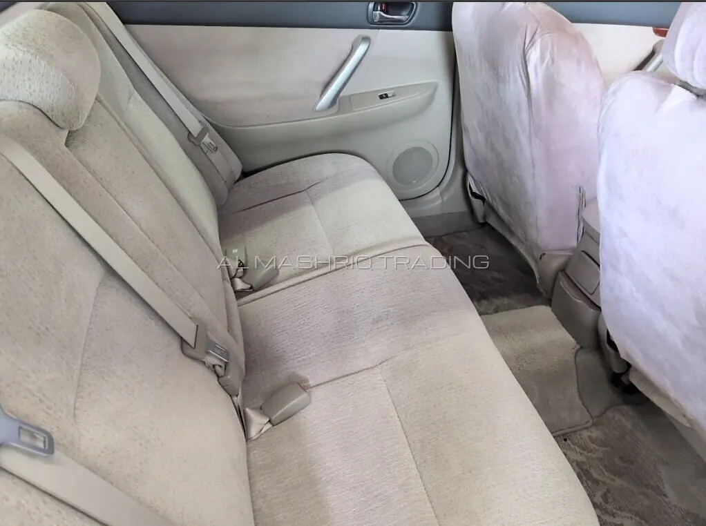 TOYOTA PREMIO 2003 — photo 6
