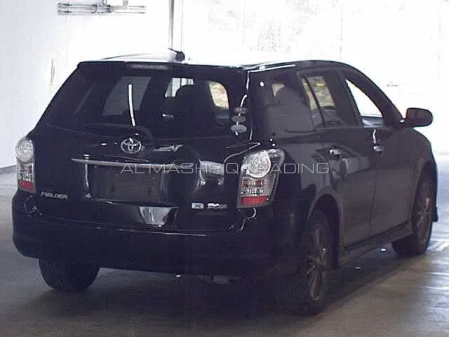 TOYOTA COROLLA FILEDER 2010 — photo 2