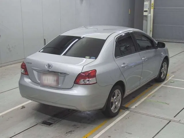TOYOTA BELTA 2008 — photo 2