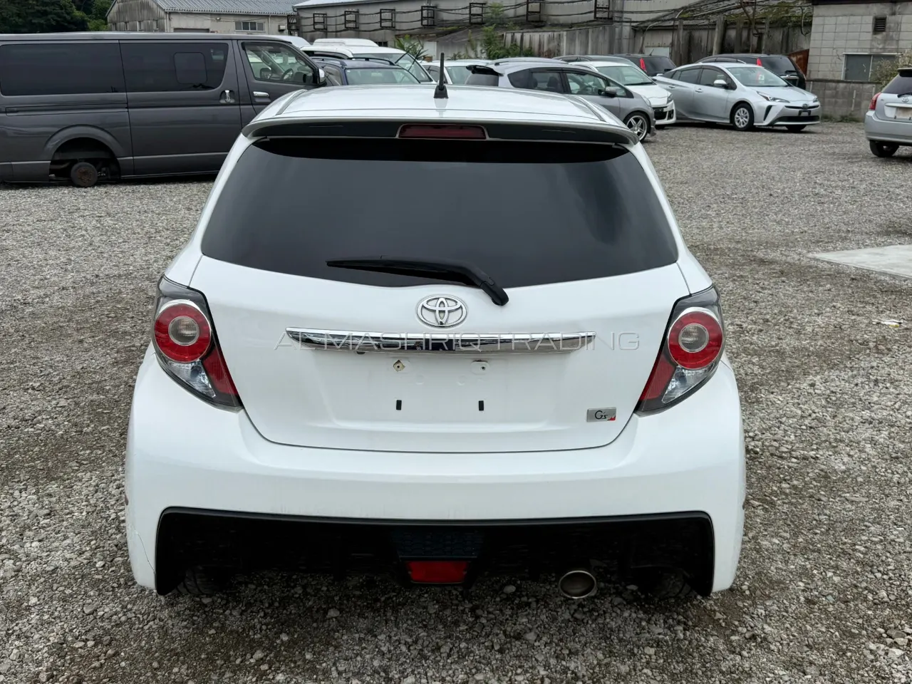 TOYOTA VITZ 2013 — photo 6