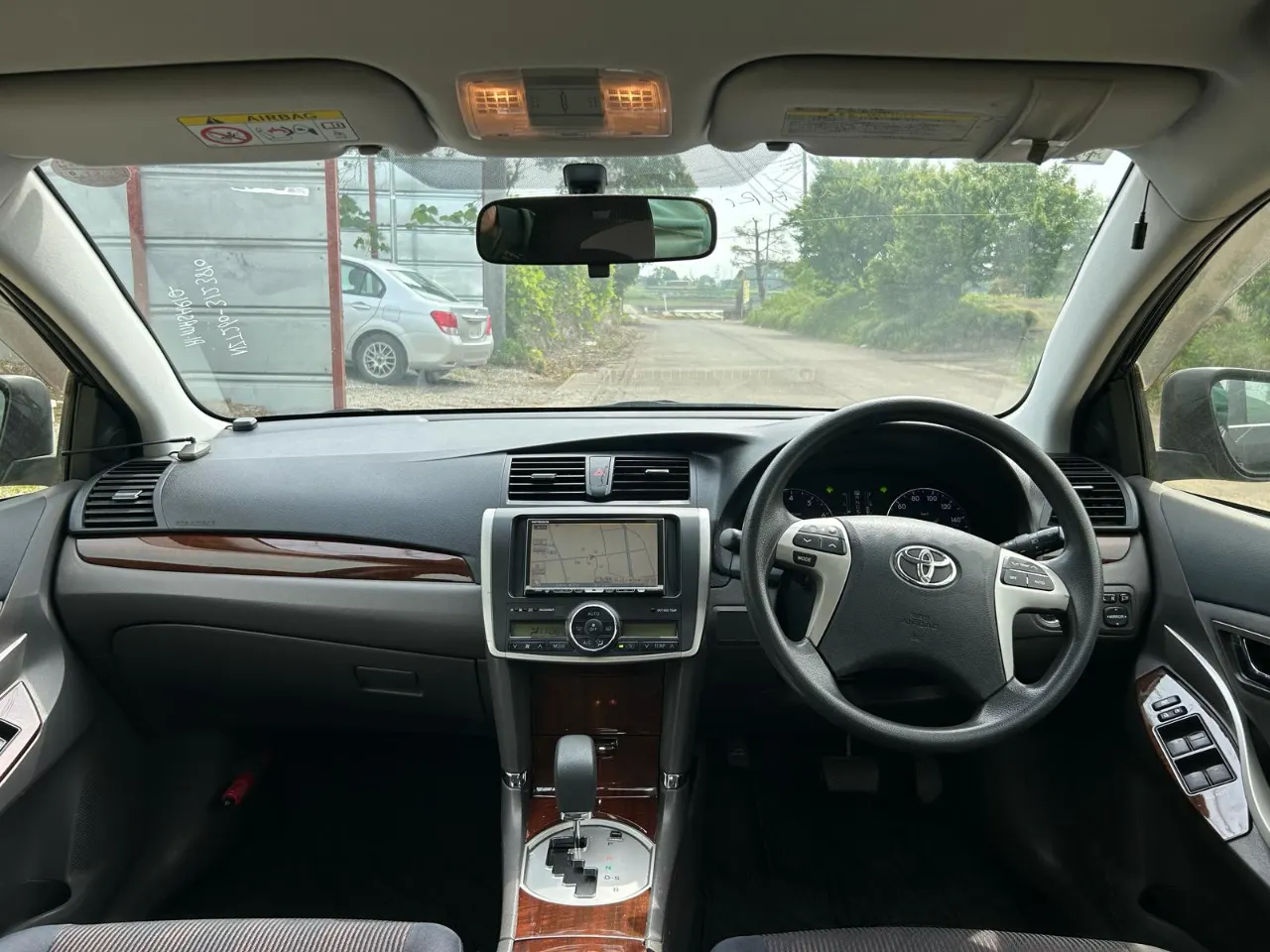 TOYOTA PREMIO 2012 — photo 6