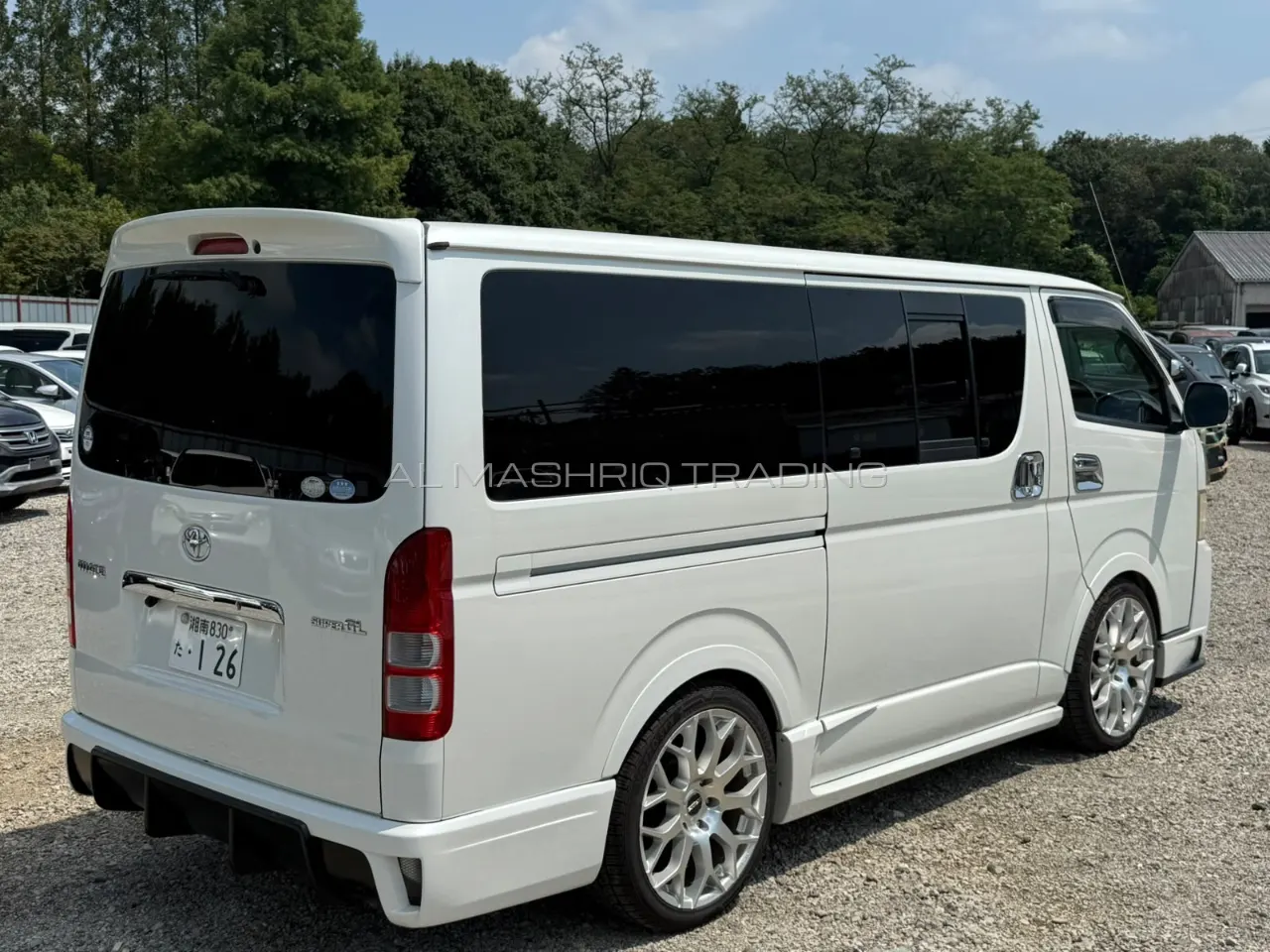 TOYOTA HIACE VAN 2014 — photo 2